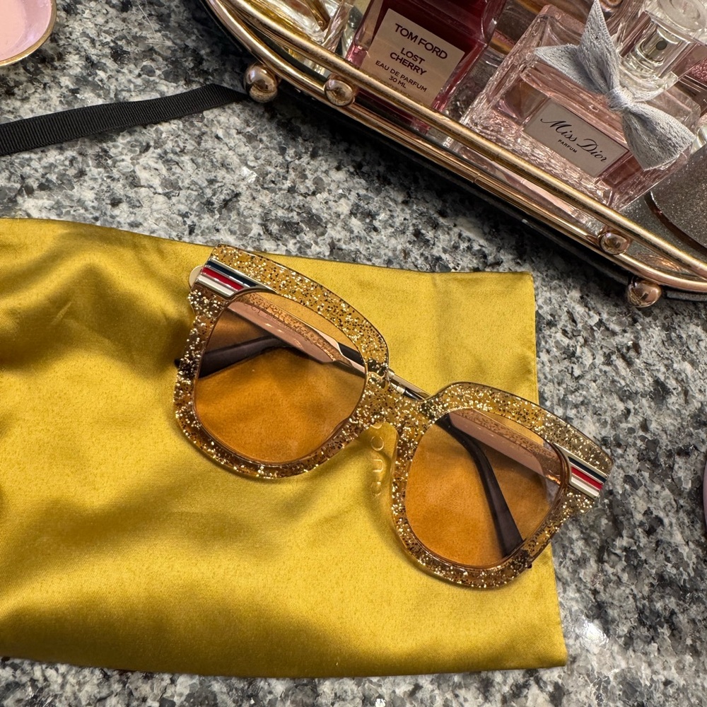 Gucci sunglasses